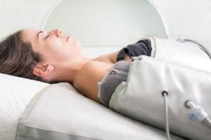 Destekleyici ödem atmaya yardımcı işlem lenf drenaj yaptırıyor