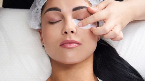 lash-laminating-painting-closeup-face-beauty-procedures-cosmetology-clinic_130111-4897
